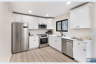 11196 Dell Place 196 #196, Stanhope, NJ 07874 - Photo 12