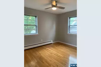 129-131 6th Street Apt 1 #Apt 1, Fairview, NJ 07022 - Photo 4
