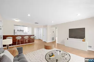 300 Crown Ct 523, Edgewater, NJ 07020 - Photo 6