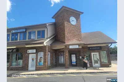 435-437 Hollywood Avenue 11 #11, Fairfield, NJ 07004 - Photo 1