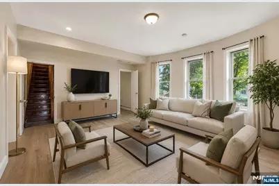 366 7th Avenue, Newark, NJ 07107 - Photo 8