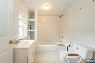 116 Forest St, Montclair, NJ 07042 - Photo 8