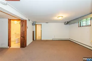 116 Forest St, Montclair, NJ 07042 - Photo 12