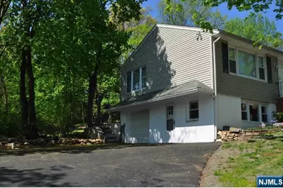 176 Yawpo Avenue, Oakland, NJ 07436 - Photo 22