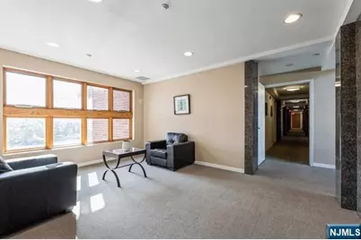 17 Meadow Road 401 #401, Rutherford, NJ 07070 - Photo 26