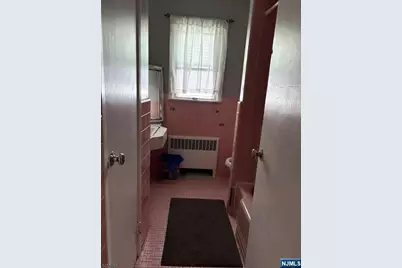 106-108 Smith Street, Newark, NJ 07106 - Photo 10