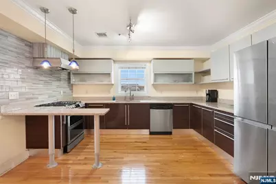 726 23rd Street 2 #2, Union City, NJ 07087 - Photo 2