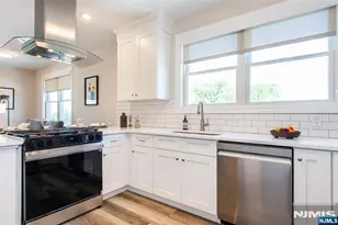 246 Main Street 402, Chatham, NJ 07928 - Photo 6