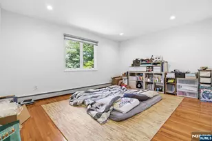 123 Hickory B, Tenafly, NJ 07670 - Photo 12