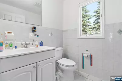 123 Hickory B #B, Tenafly, NJ 07670 - Photo 18