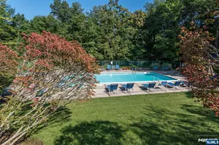 2111 Hilltop Rd, Mahwah, NJ 07430 - Photo 18