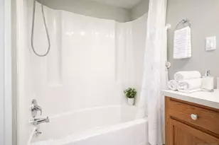 2111 Hilltop Rd, Mahwah, NJ 07430 - Photo 12