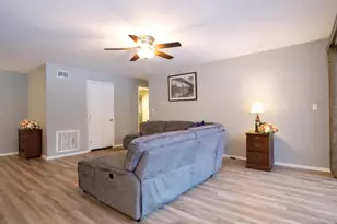 2111 Hilltop Rd, Mahwah, NJ 07430 - Photo 10