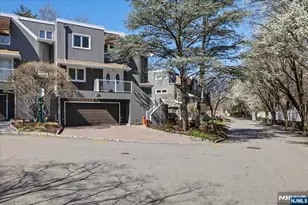 376 Kenwood 9, Englewood, NJ 07631 - Photo 2