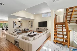 376 Kenwood 9, Englewood, NJ 07631 - Photo 2