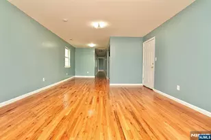 711 S 11th St, Newark, NJ 07103 - Photo 16