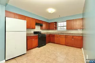 711 S 11th St, Newark, NJ 07103 - Photo 18
