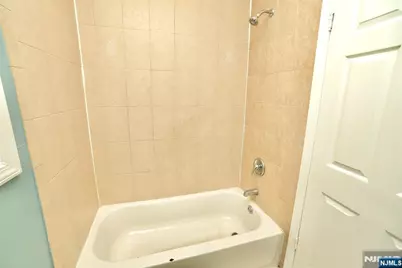 711 S 11th Street, Newark, NJ 07103 - Photo 14