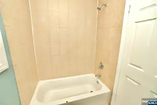 711 S 11th St, Newark, NJ 07103 - Photo 14