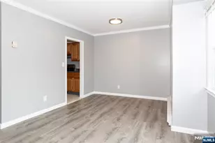 190 Park St, East Orange, NJ 07017 - Photo 10