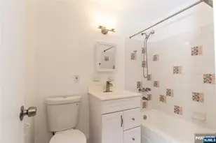 190 Park St, East Orange, NJ 07017 - Photo 20