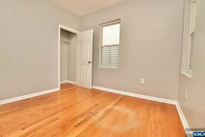 395 S 15th Street, Newark, NJ 07103 - Photo 8