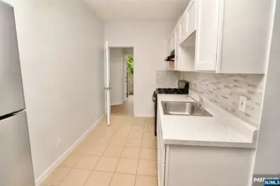 395 S 15th Street, Newark, NJ 07103 - Photo 14