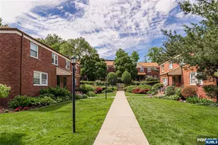 2205 Center B, Fort Lee, NJ 07024 - Photo 14