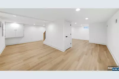 110 Platt Avenue, Saddle Brook Township, NJ 07663 - Photo 44