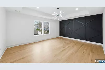 110 Platt Avenue, Saddle Brook Township, NJ 07663 - Photo 28