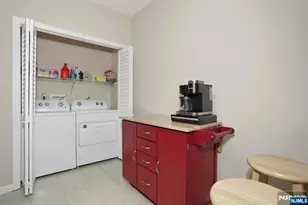 175 Rochelle Ave 321, Rochelle Park Township, NJ 07662 - Photo 24