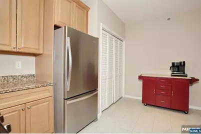 175 Rochelle Avenue 321 #321, Rochelle Park Township, NJ 07662 - Photo 22