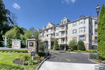 175 Rochelle Avenue 321 #321, Rochelle Park Township, NJ 07662 - Photo 1