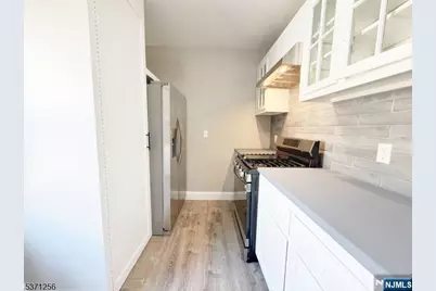 166 Washington Place, Ridgewood, NJ 07450 - Photo 6