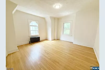 166 Washington Place, Ridgewood, NJ 07450 - Photo 10