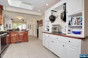 908 N Monroe St, Midland Park, NJ 07450 - Photo 14