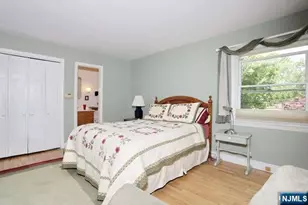 908 N Monroe St, Midland Park, NJ 07450 - Photo 16