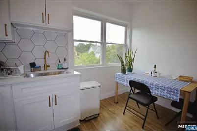 52 Donaldson Avenue 2 #2, Rutherford, NJ 07070 - Photo 8