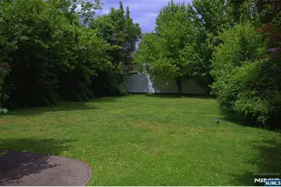 52 Donaldson Avenue 2 #2, Rutherford, NJ 07070 - Photo 16