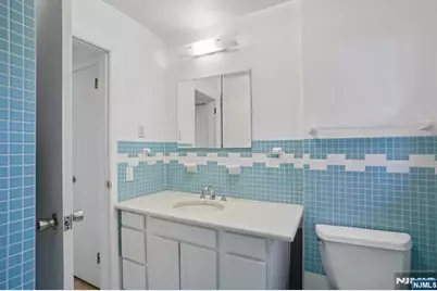 1018 Inwood Terrace, Fort Lee, NJ 07024 - Photo 22
