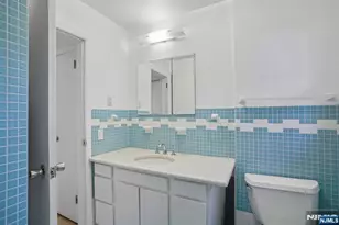 1018 Inwood Terrace, Fort Lee, NJ 07024 - Photo 22
