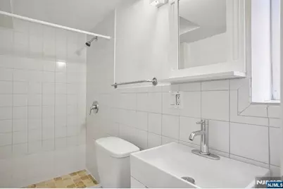 1018 Inwood Terrace, Fort Lee, NJ 07024 - Photo 28