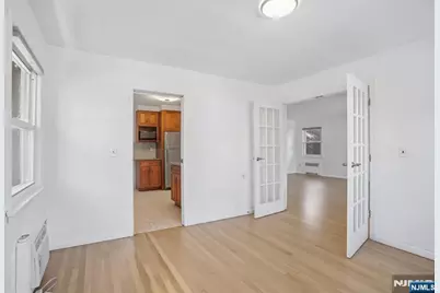 1018 Inwood Terrace, Fort Lee, NJ 07024 - Photo 10
