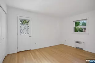 1018 Inwood Terrace, Fort Lee, NJ 07024 - Photo 18