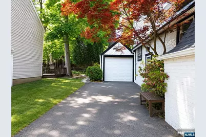 1016 Grace Terrace, Teaneck Township, NJ 07666 - Photo 28