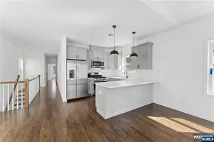 910 Bergen 2, Newark, NJ 07112 - Photo 2