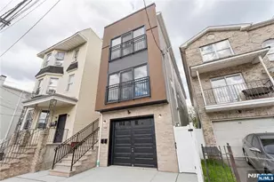 910 Bergen 2, Newark, NJ 07112 - Photo 10