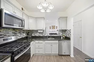 216 Barringer, Nutley, NJ 07110 - Photo 10