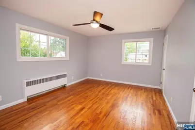 536 Boulevard, New Milford, NJ 07646 - Photo 10