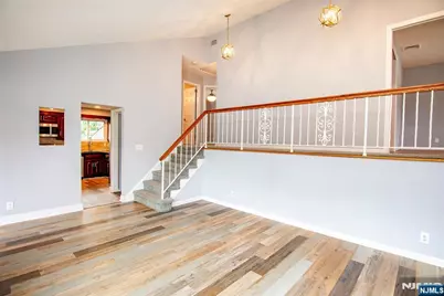 536 Boulevard, New Milford, NJ 07646 - Photo 8